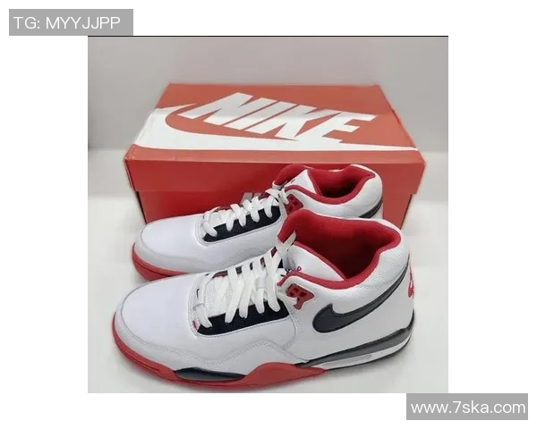 全新Nike三合一篮球鞋助你轻松应对多种场合展现运动风采